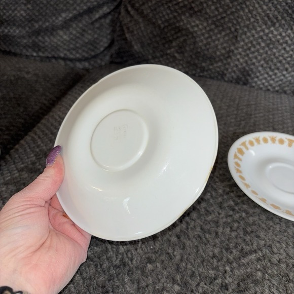 Set of 4 ~‎ Corelle ~ Butterfly Gold ~ Hook Handle Coffee Cups and Saucers - Picture 6 of 8